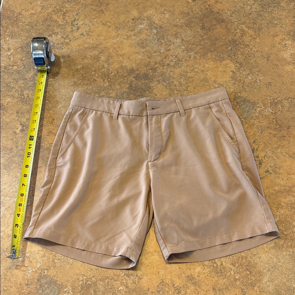 Primo Men’s Khaki Golf Short 7”